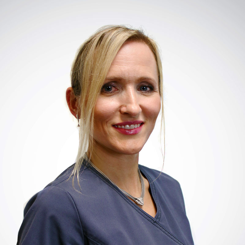 Dr. Beata Tralik